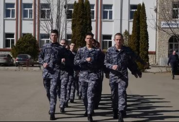 Elevi de liceu militar din Ucraina își continuă studiile la Colegiul Național Militar Breaza