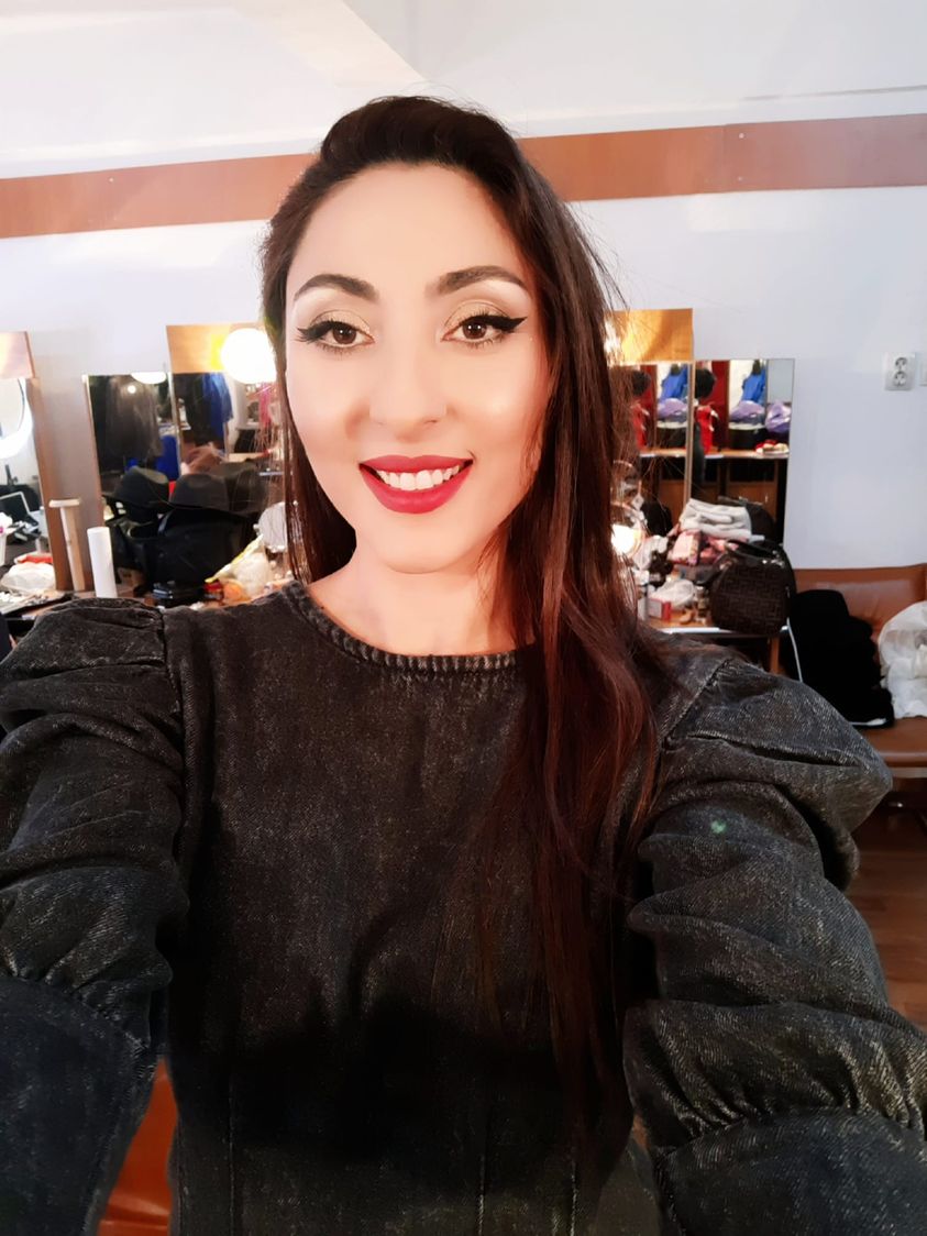 Scrisoare deschisă adresată primarului Andrei Volosevici: ”Opriți atitudinea de discriminare practicată de conducerea Teatrului Toma Caragiu împotriva cântăreței Rodica-Elena Tudor” Scrisoare deschisă adresată primarului Andrei Volosevici: ”Opriți atitudinea de discriminare practicată de conducerea Teatrului Toma Caragiu împotriva cântăreței Rodica-Elena Tudor”