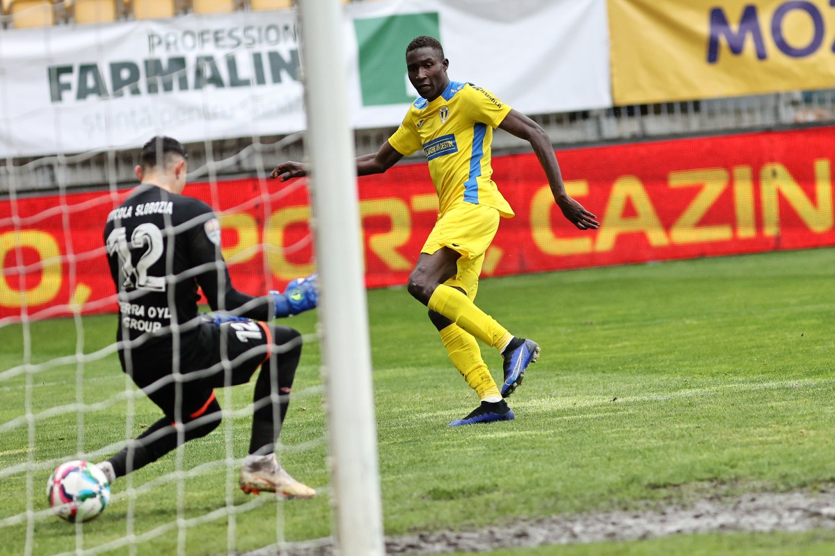 Victorie de așteptat și venită exact la momentul potrivit! Unirea Slobozia a condus-o 10 minute pe FC Petrolul pe arena Ilie Oană, dar Tucaliuc, Diarra și Huja au semnat fericita remontadă!