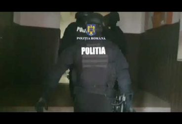 Percheziții pentru contrabandă cu țigări în Prahova și Dâmbovița