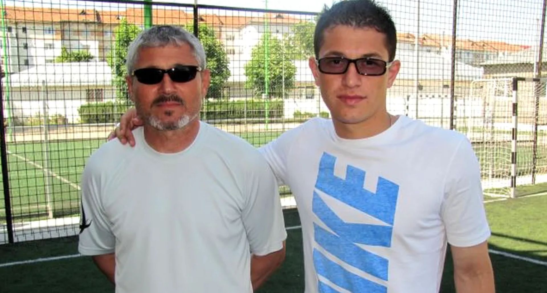 Lovitura de start onorifică a meciului dintre Unirea Slobozia și proaspăta echipă de prim eșalon FC Petrolul Ploiești va fi dată de un fost fotbalist apreciat din Divizia A. Constantin Prepeliță este tatăl antrenorului principal de la FC Argeș, Andrei Prepeliță.  Câștigă “lupii” punctul de titlu sau localnicii pe cele trei pentru baraj?