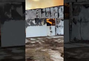 Imagini de la incendiul care a mistuit saivanele unei ferme de tauri de la Mizil