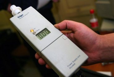 Enigmă totală: Tânărul care s-a aruncat din autoturism pe Centura Ploieștiului consumase droguri?