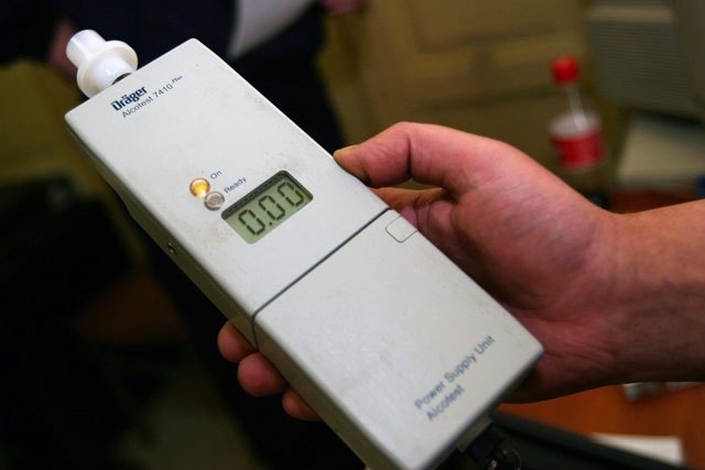 Enigmă totală: Tânărul care s-a aruncat din autoturism pe Centura Ploieștiului consumase droguri?