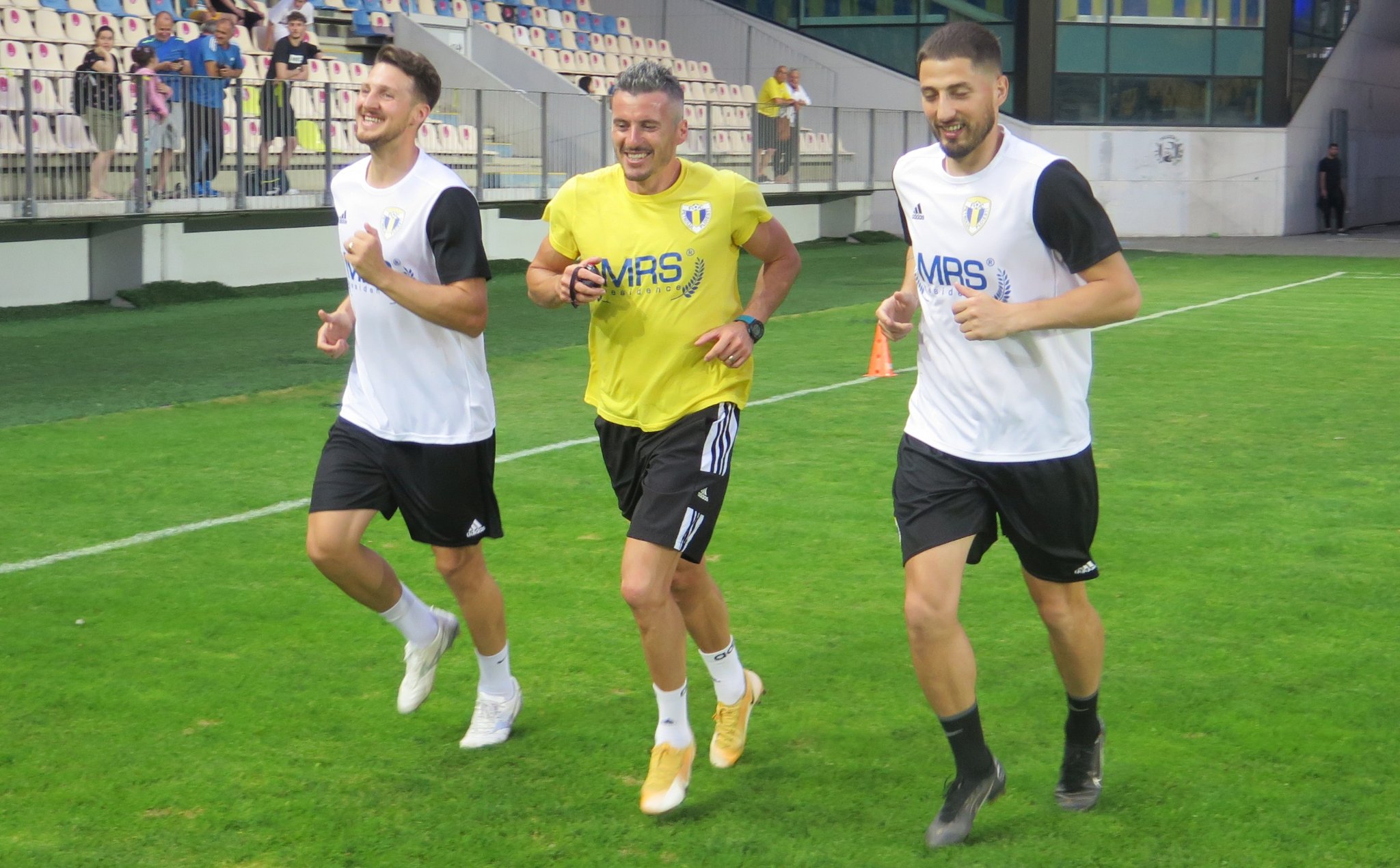 Miercuri au venit Grozav și Dumitriu, iar joi sosesc Tamaș și brazilianul Jair. Dar nu-i gata! Se anunță echipă interesantă la Petrolul, în sezonul următor din primul eșalon!