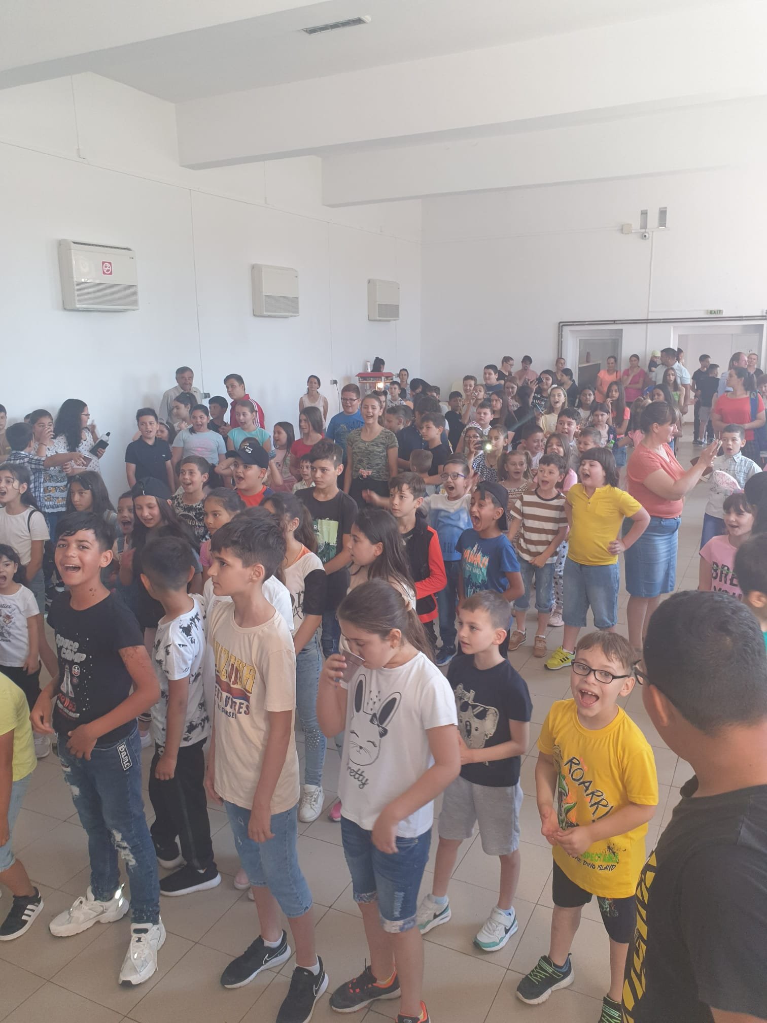 Petrecere de 1 Iunie pentru toți copiii din comuna Râfov, organizată de Primărie