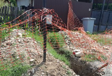 Moarte suspectă la Florești: Un om a căzut într-un șanț rezultat din lucrările de canalizare