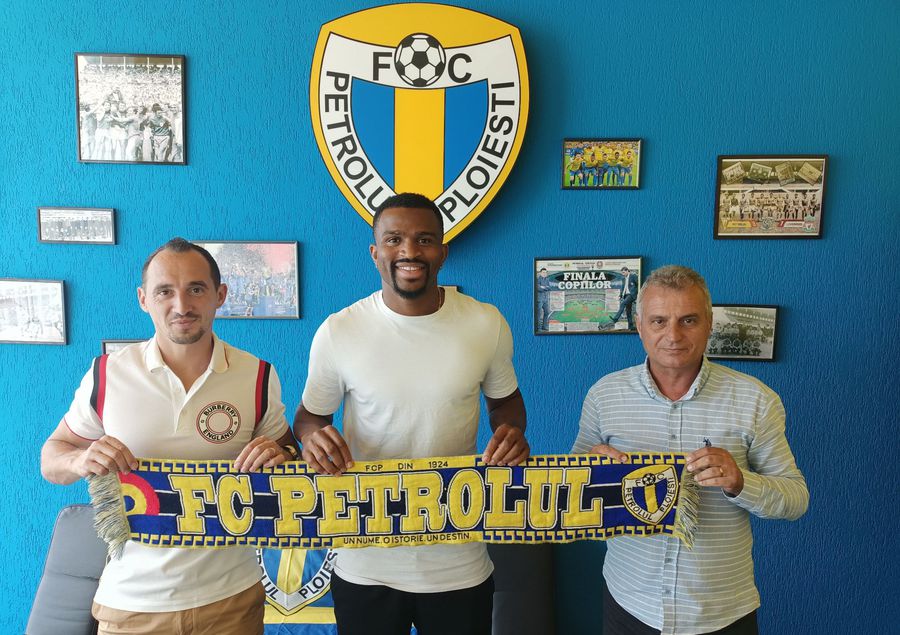 Christian Irobiso a primit viza de muncă, iar Felix Mathaus va fi rezolvat curând tot pentru FC Petrolul. Continuă împrumuturile la echipe de seniori din ligile pendinte de FRF ale juniorilor de la academia clubului găzarilor