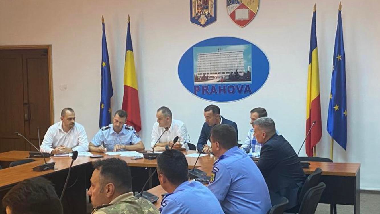 Comitetul Județean pentru Situații de Urgență crede că poate da ordine SC Termoficare Prahova SA să reia furnizării apei calde! Comitetul Județean pentru Situații de Urgență crede că poate da ordine SC Termoficare Prahova SA să reia furnizării apei calde!