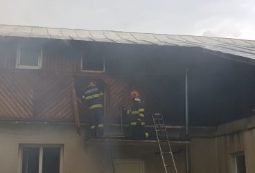 Incendiu puternic la o fabrică de lactate din Mizil