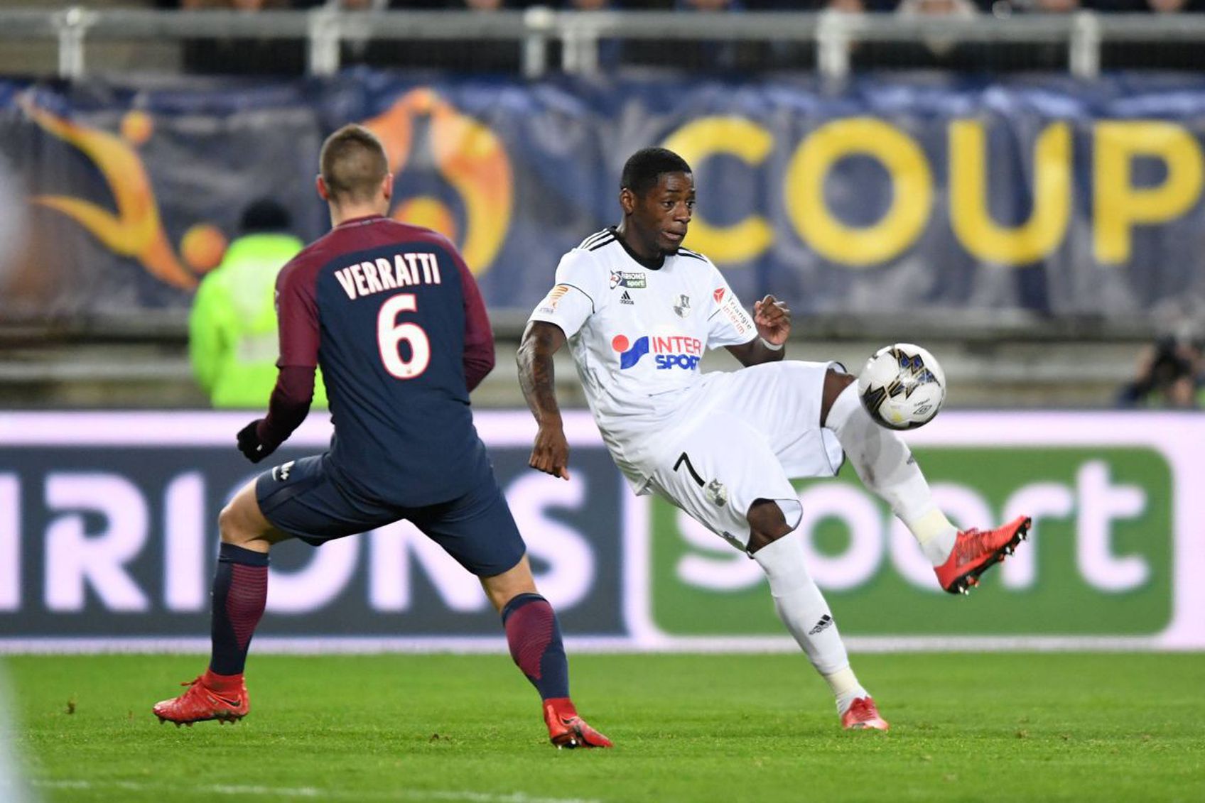 A început săptămâna în care vor fi anunțate ultimele două transferuri la FC Petrolul. Unul dintre acestea va fi prezentat curând, în mod oficial, iar al doilea se speră să scape legal de fostul club și să fie apoi legitimat urgent