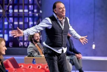 Fost fotbalist al Petrolului și al Stelei, Vivi Răchită îl atacă pe afaceristul libanez Muhammad Murad, după ce acesta a refuzat s-o finanțeze pe echipa găzarilor, din cauza edilului-șef al Ploieștilor! În jargon, ex-managerul general al unei defuncte SA îl acuză pe potențialul investitor de… mangleală!