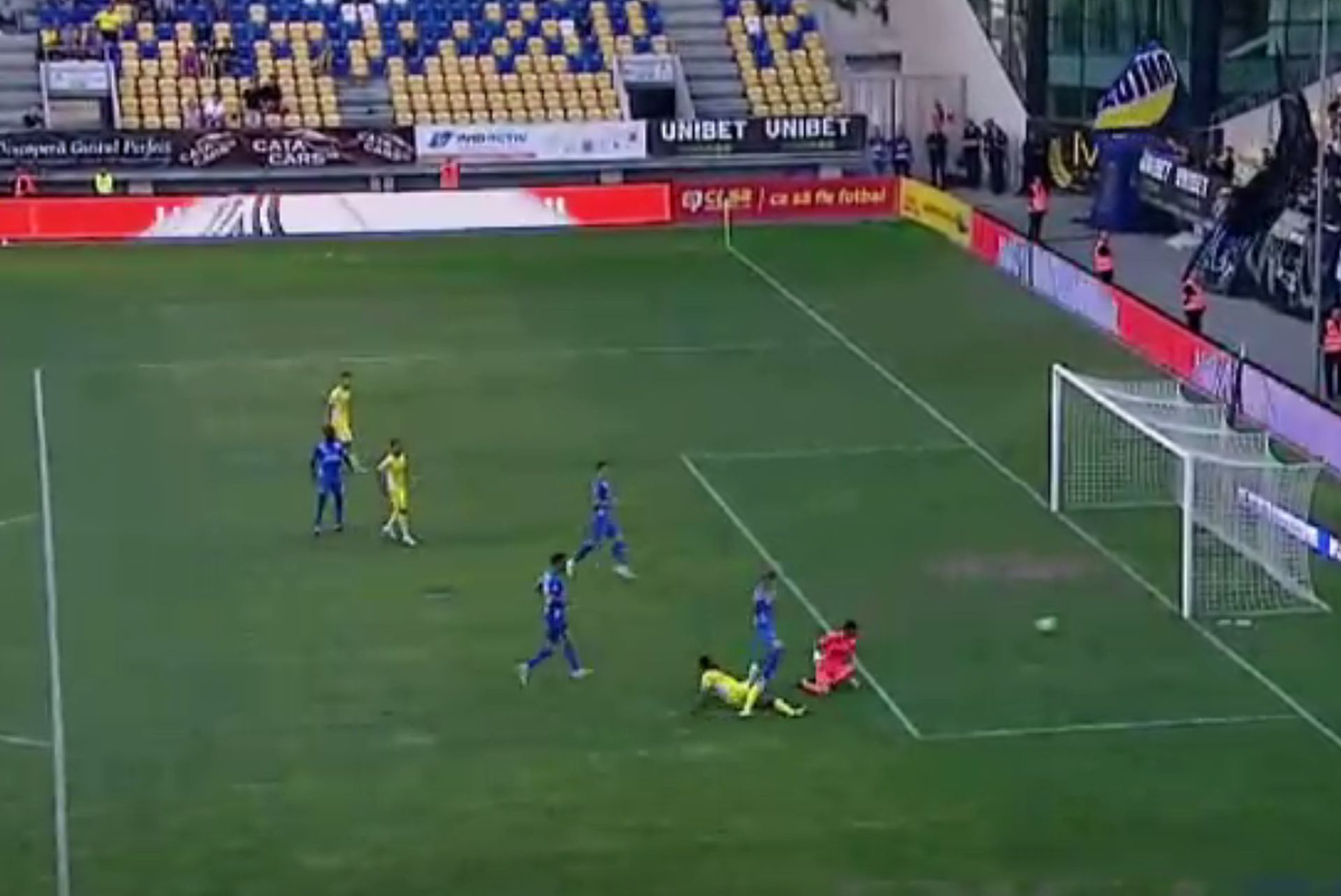 Thriller pe “Ilie Oană”, în “deplasarea”de la… Chindia a Petrolului! Mirko Ivanovski, demon; Christian Irobiso – înger(ul) victoriei “lupilor” în final de meci! Chiar se gândește să plece Tamaș?