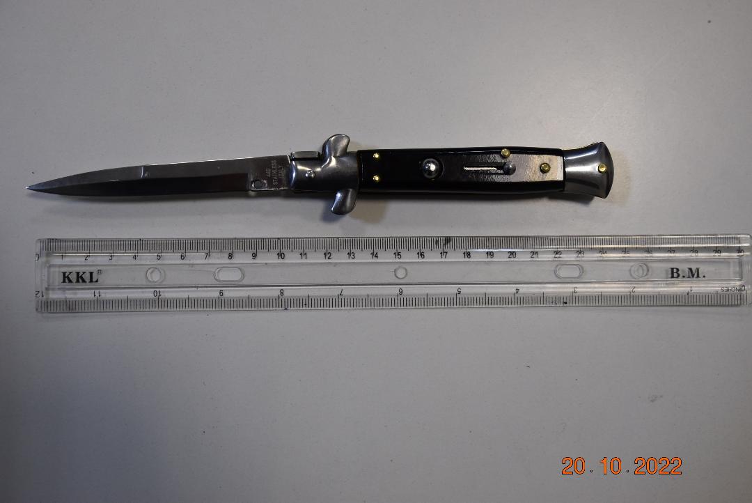 Un dosar penal și interdicție la meciuri de fotbal timp de un an pentru 4 fani petroliști, după meciul cu Sespsy