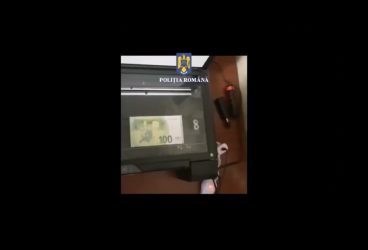 O rețea infracțională a plimbat prin toată țara bani falsificați, printr-o firmă de coletărie