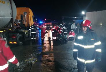 Un bărbat a căzut leșinat într-o cisternă pe care o igieniza la o spălătorie auto din Ploiești