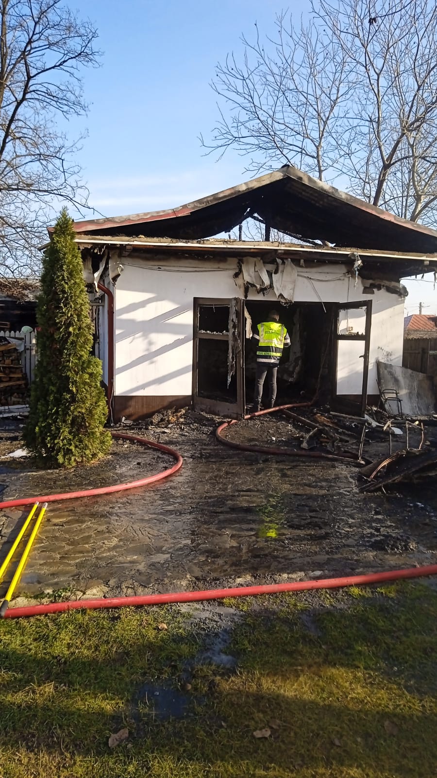 Incendiu la capela bisericii din satul Puchenii Moșneni