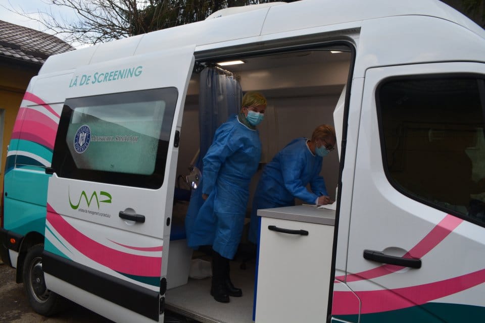 Campanie de testare gratuită pentru depistarea cancerului de col uterin pentru femeile din comuna Râfov