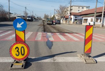 Primăria repară una din străzile ”dinamitate” ale Ploieștiului