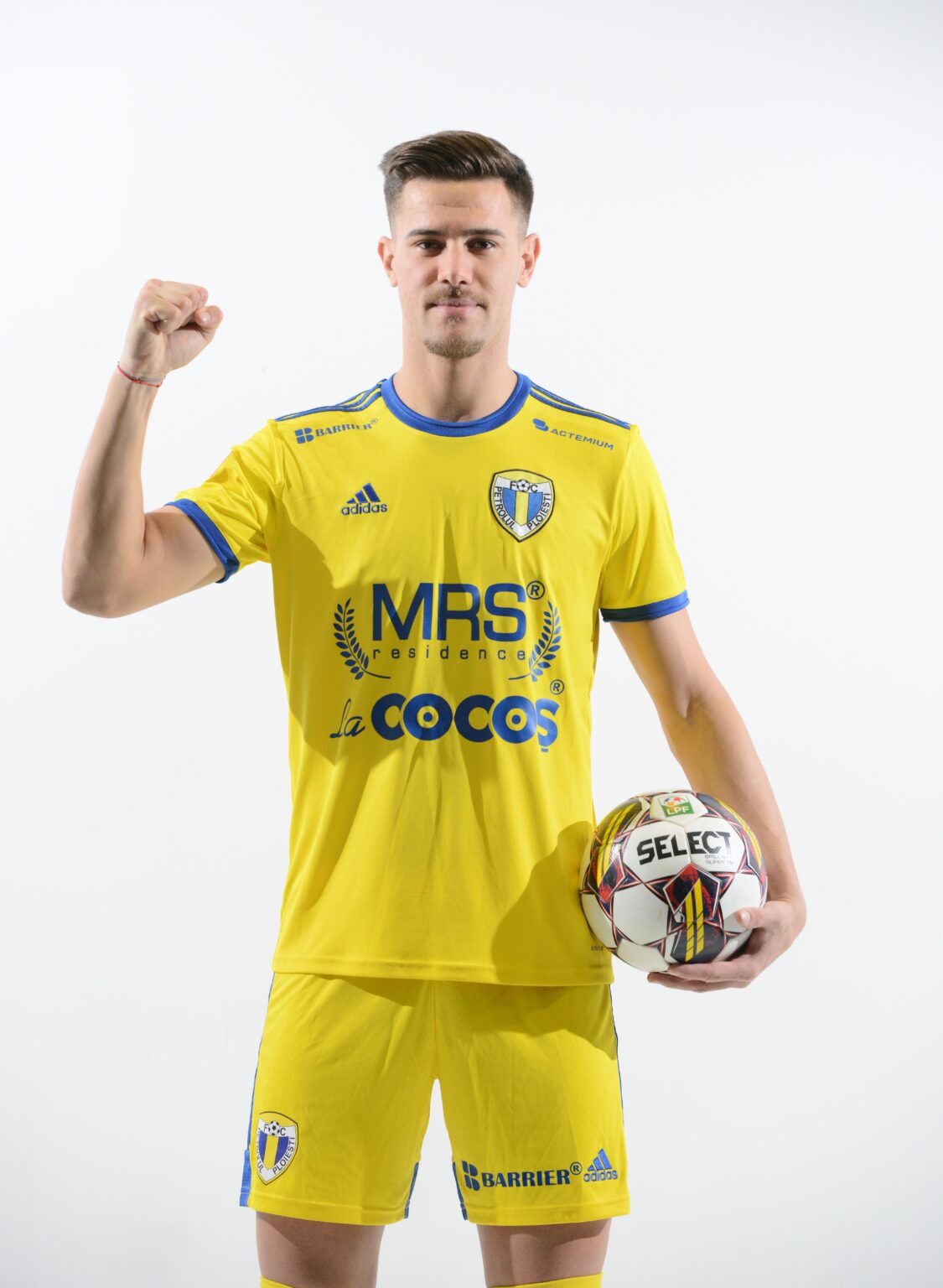 De la atât de scurta “Achimiadă”, la un pic mai lunga “Riciadă”? Suporterii Petrolului speră, acum, la ceva foarte bun de la o fostă vedetă a tineretului fotbalistic al României!