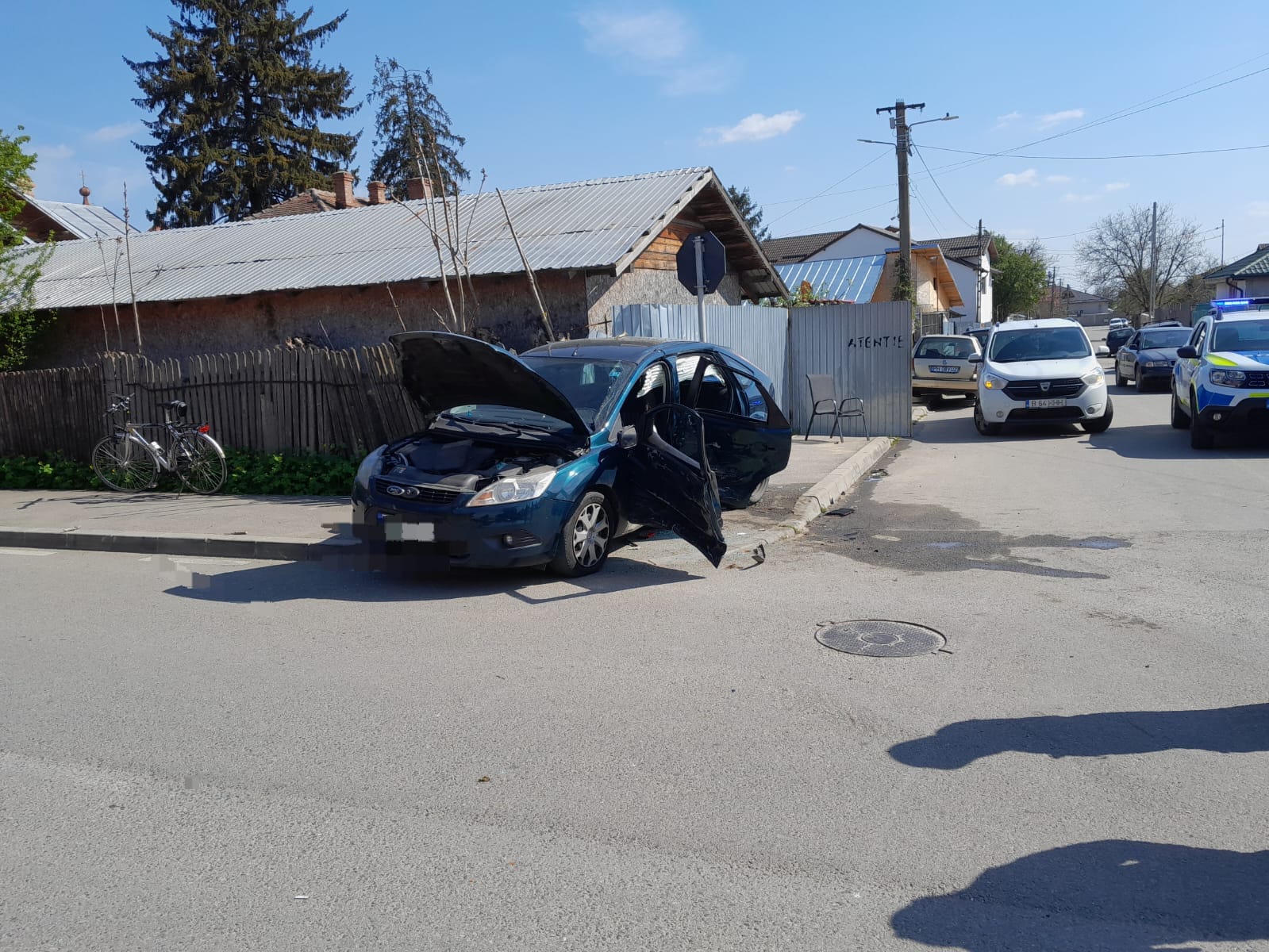 Accident grav la Urlaţi. A fost nevoie de intervenţia echipajului de descarcerare