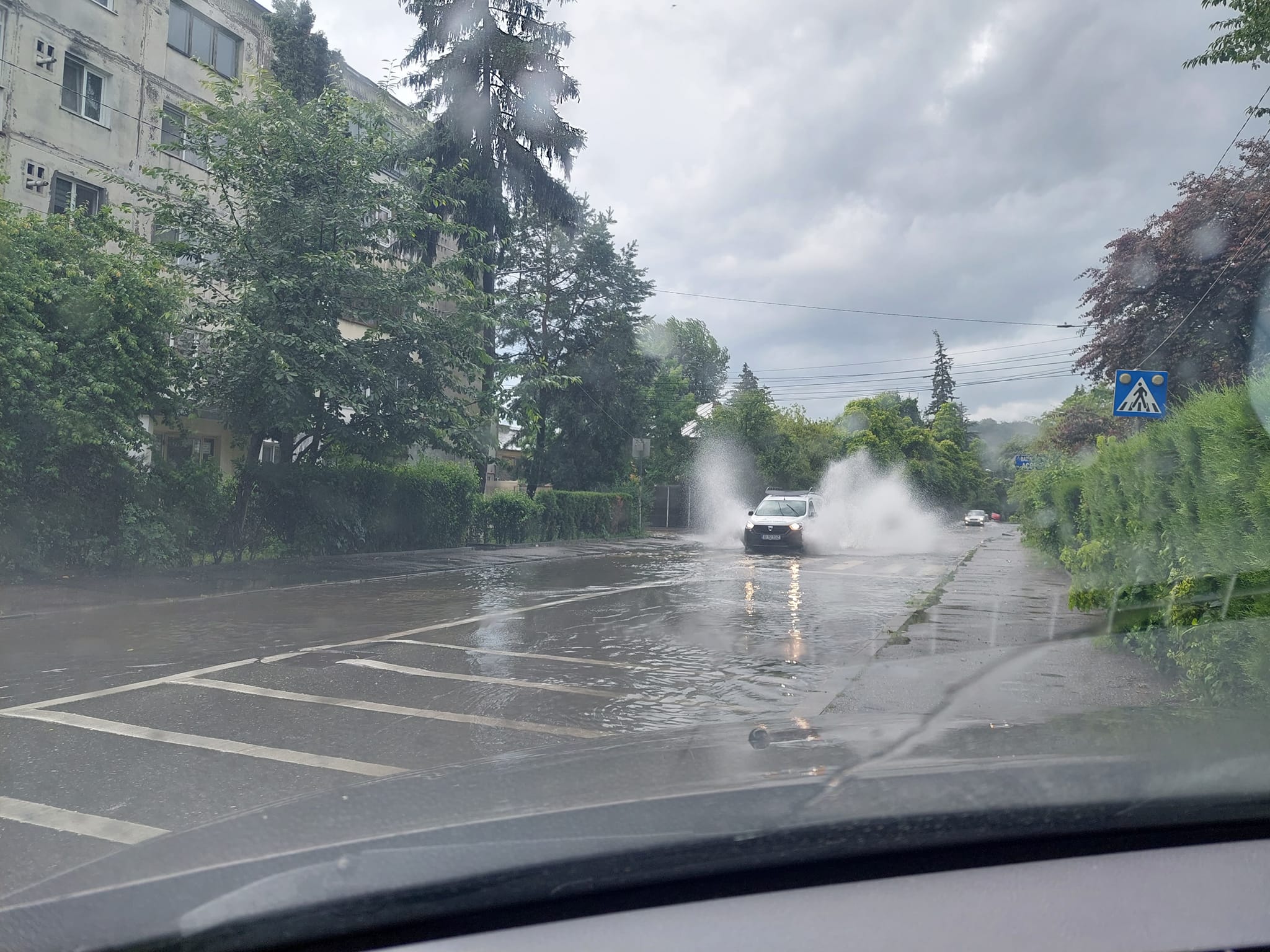 Măsuri de urgenţă din cauza alertelor meteo