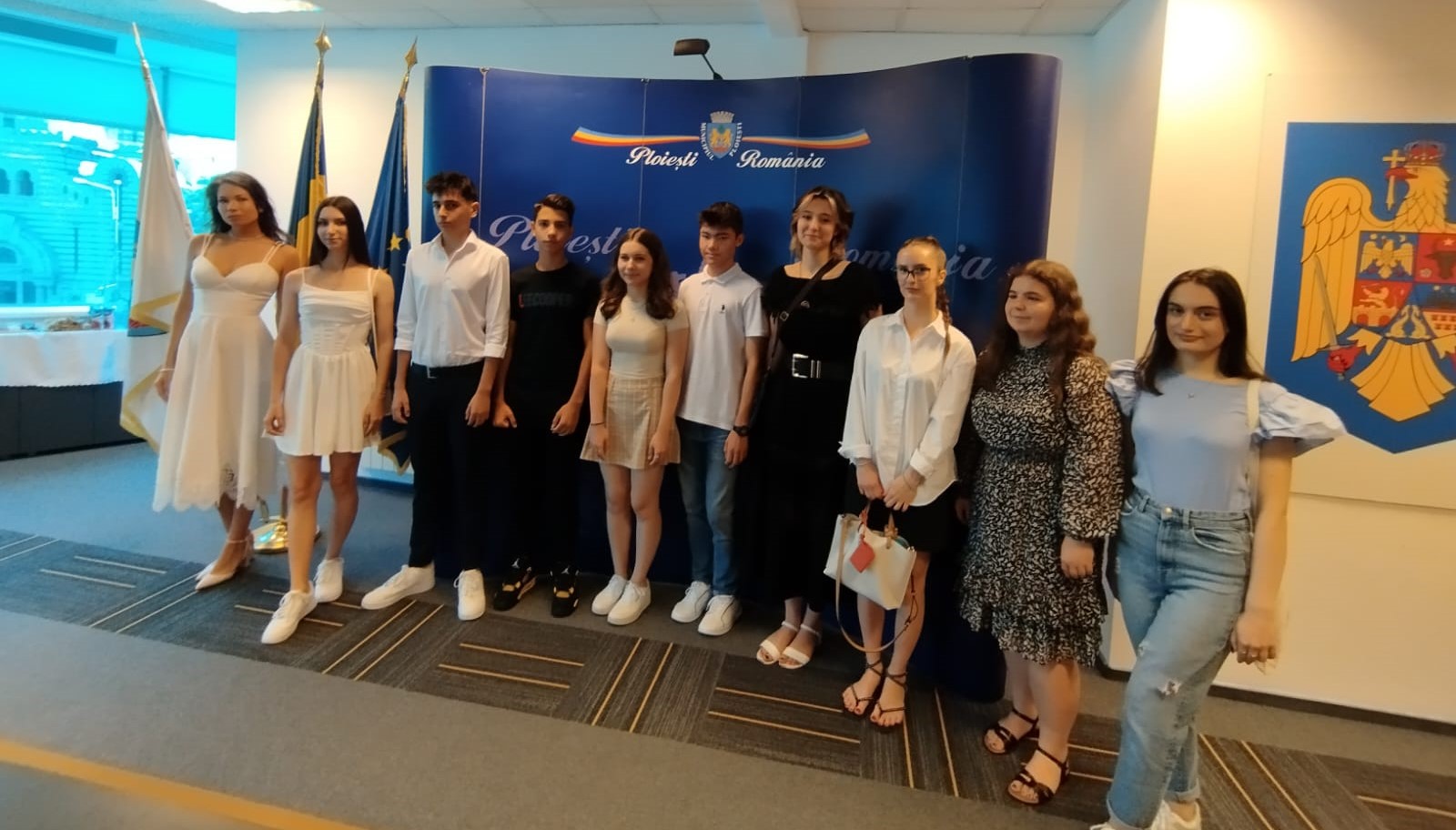 Elevii din Ploieşti care au încheiat examenele de Bacalaureat și Evaluare Națională cu media 10, premiaţi