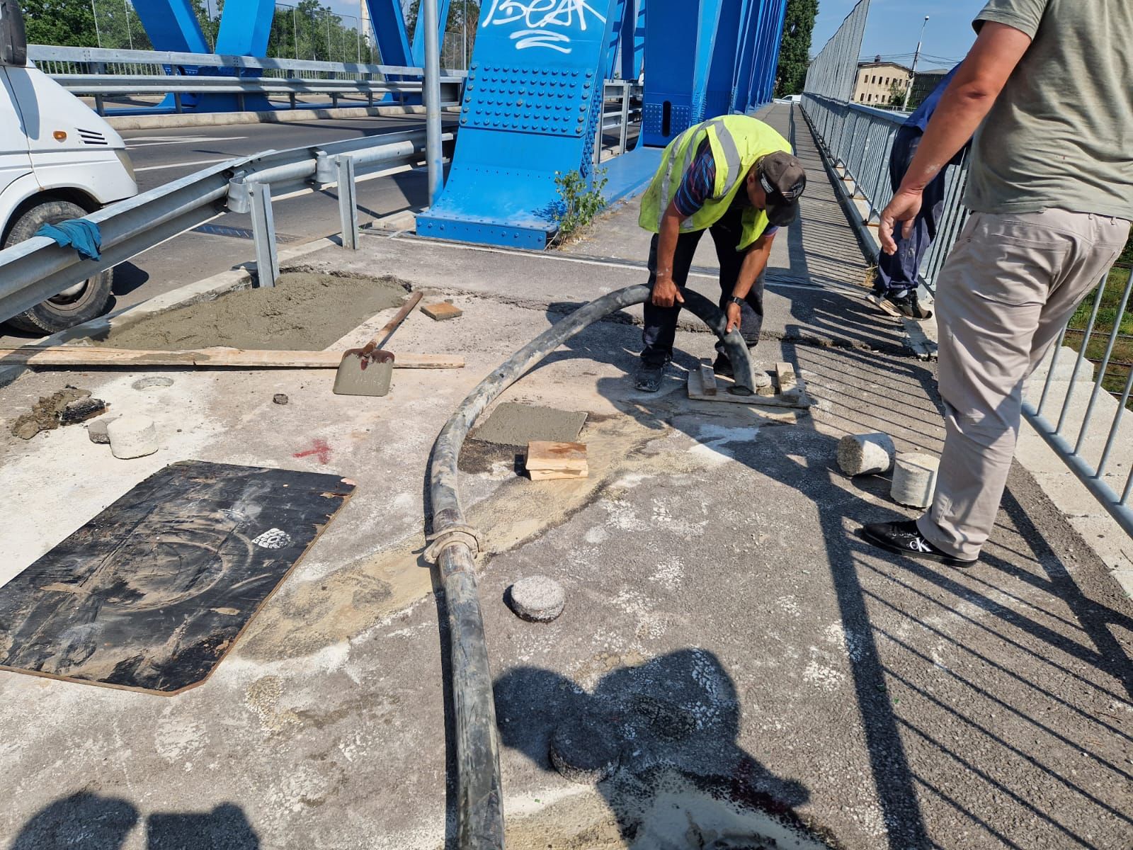 Probleme la “Podul de lemn”. Se intervine pentru remedierea lor Probleme la “Podul de lemn”. Se intervine pentru remedierea lor