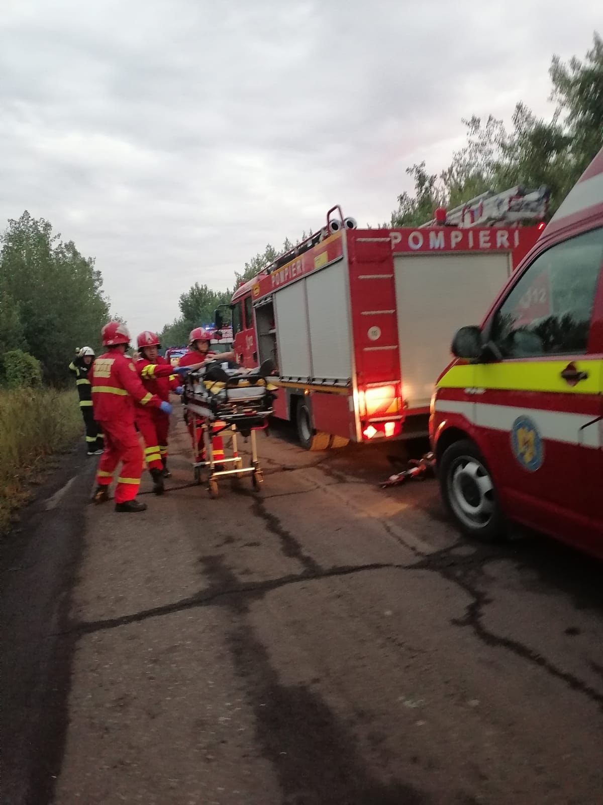 Accident grav la Valea Călugărească. A fost activat PLANUL ROŞU de intervenţie Accident grav la Valea Călugărească. A fost activat PLANUL ROŞU de intervenţie