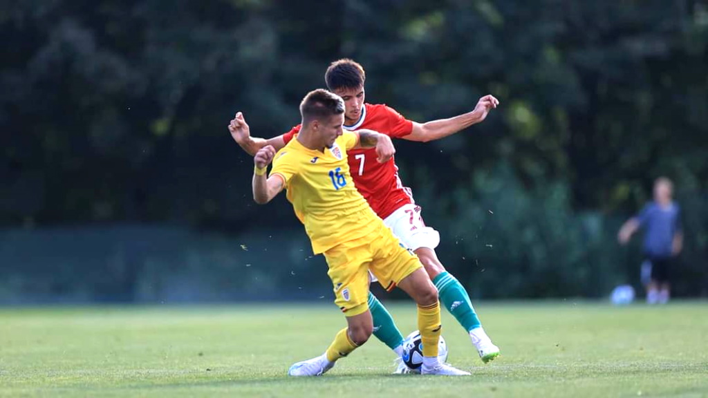 Mihnea Rădulescu, între momente de bucurie și clipe de tristețe. Underul Petrolului nu îl uită pe bunul său prieten Darius Sârbu, zis Racheta, decedat într-un tragic accident! Mihnea Rădulescu, între momente de bucurie și clipe de tristețe. Underul Petrolului nu îl uită pe bunul său prieten Darius Sârbu, zis Racheta, decedat într-un tragic accident!