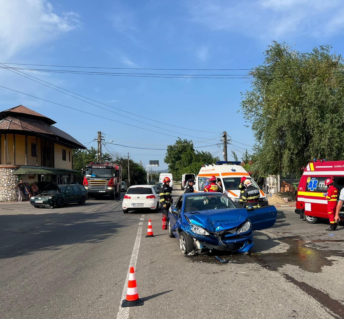 Accident pe DN1B, la Albeşti-Paleologu Accident pe DN1B, la Albeşti-Paleologu