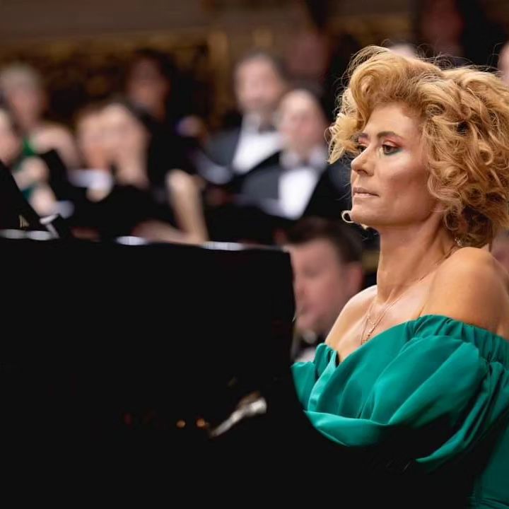 Pianista Ioana Maria Lupaşcu, de la Filarmonica Ploieşti, a încetat din viaţă Pianista Ioana Maria Lupaşcu, de la Filarmonica Ploieşti, a încetat din viaţă
