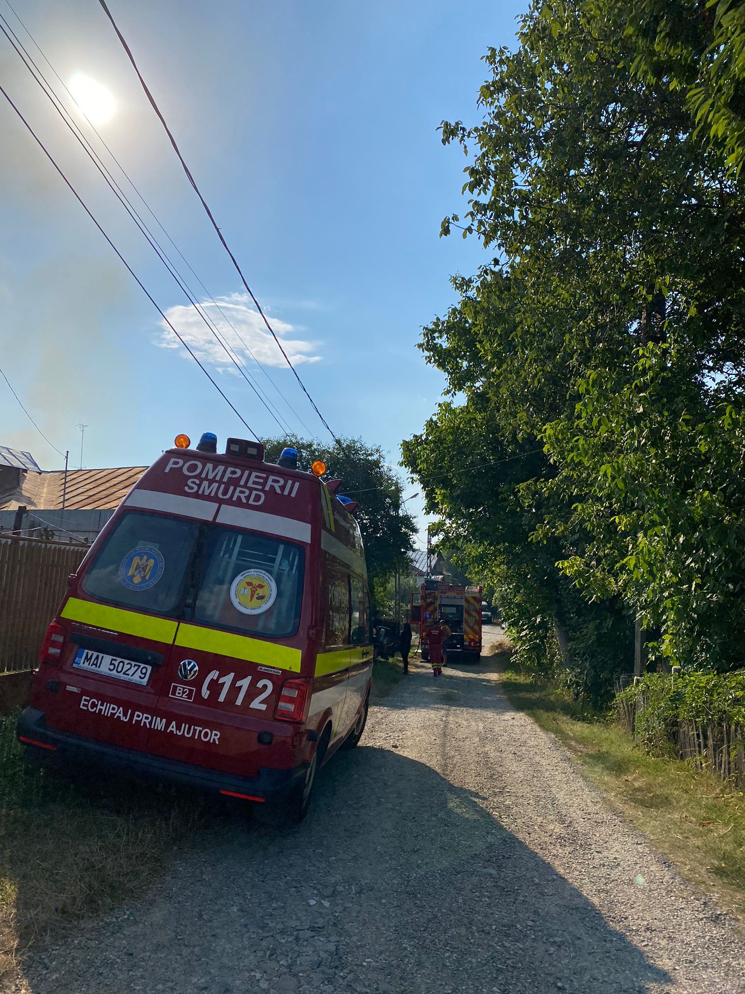 Muncitori prinşi sub un mal de pământ la Gherghiţa