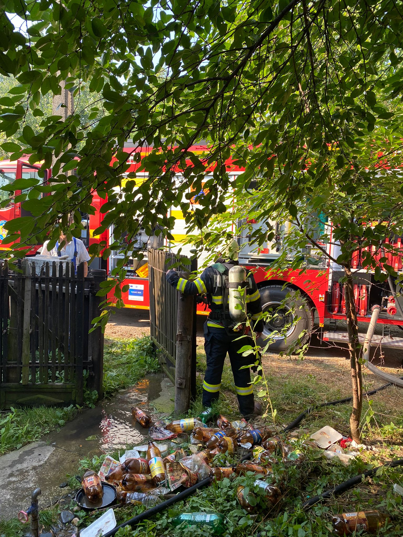 Zi grea pentru pompieri: Peste 1.750 de situaţii de urgenţă în 24 de ore Zi grea pentru pompieri: Peste 1.750 de situaţii de urgenţă în 24 de ore