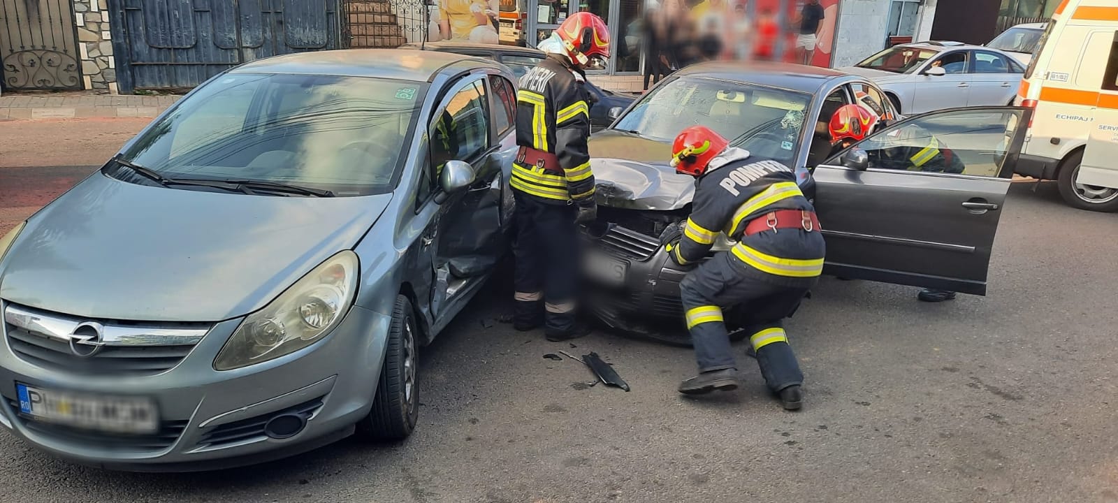 Accident în Băicoi. Intervenţie SMURD