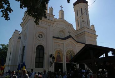 Pelerinaj la Biserica Sfânta Vineri Ploiești. Măsuri pentru buna desfășurare a evenimentului