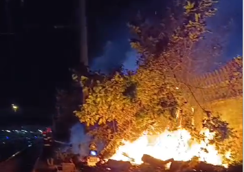 Incendiu în zona Gara de Sud – Kaufland. Intervenţie de urgenţă ISU Prahova