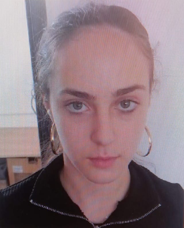 Alertă în Ploieşti, după ce o fată de 13 ani a plecat de acasă şi nu s-a mai întors Alertă în Ploieşti, după ce o fată de 13 ani a plecat de acasă şi nu s-a mai întors