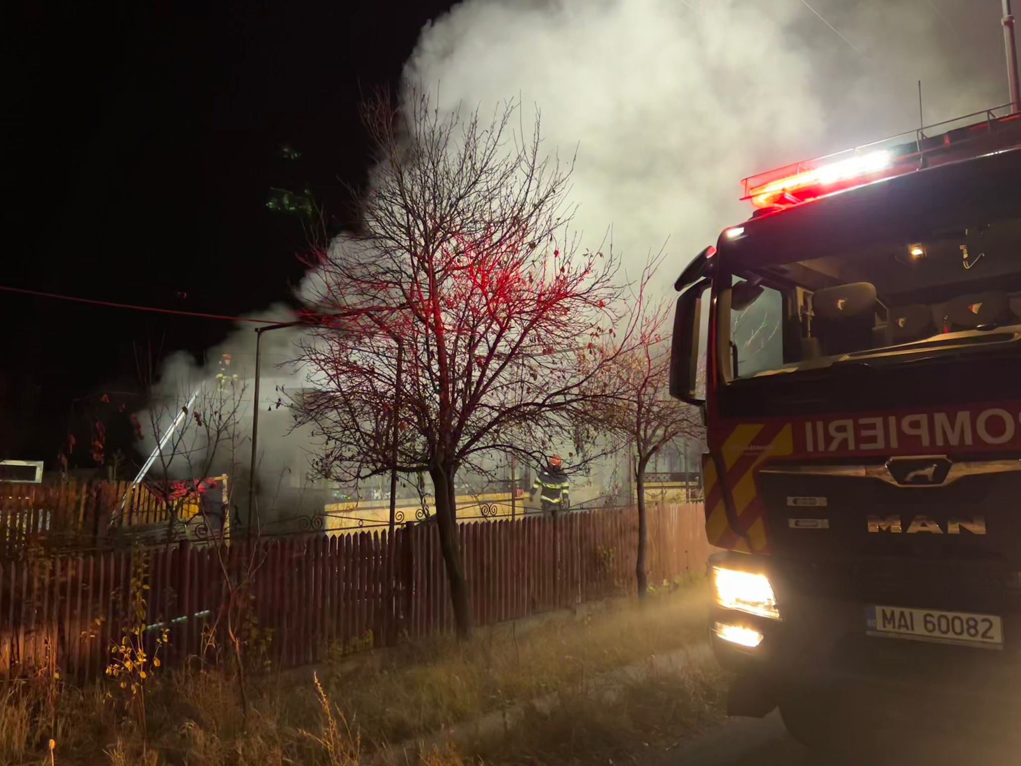 Zile de foc pentru pompierii prahoveni Zile de foc pentru pompierii prahoveni