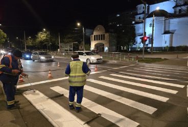 Lucrări de refacere a marcajelor rutiere, în Ploieşti