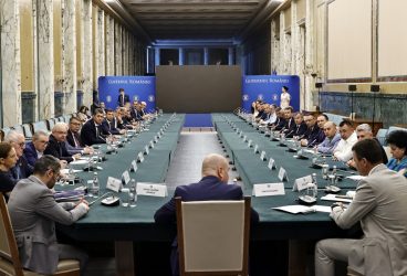 Premierul Ilie Bolojan, discuţii cu primarii de comune