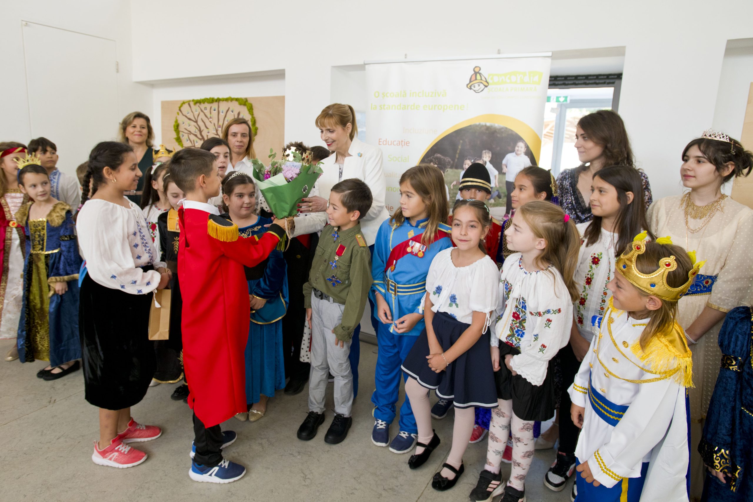 Alteța Sa Regală Principesa Maria a vizitat Școala Primară CONCORDIA din Ploiești
