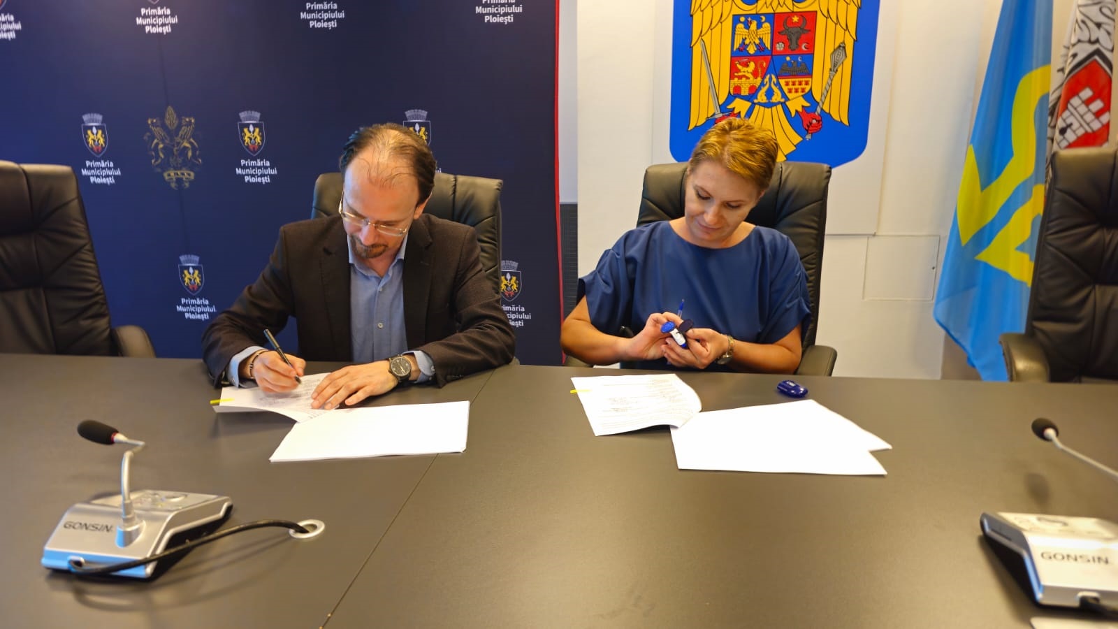 Primarul Polițeanu a semnat contractul pentru construcţia modulară de la Școala „I. A. Bassarabescu”