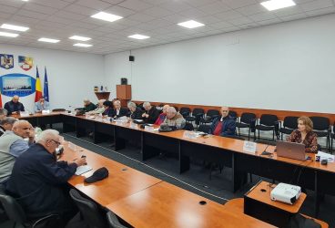 Şedinţă despre acordarea ajutoarelor de încălzire pentru prahoveni, la Prefectură