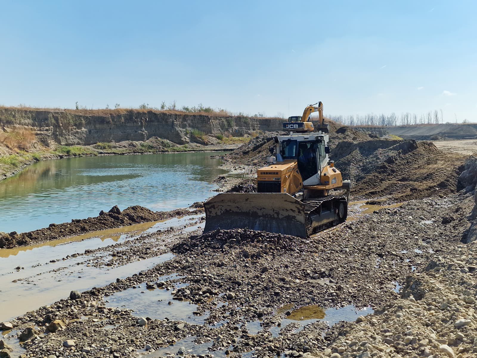 Control la o balastieră situată pe raza comunei Râfov Control la o balastieră situată pe raza comunei Râfov