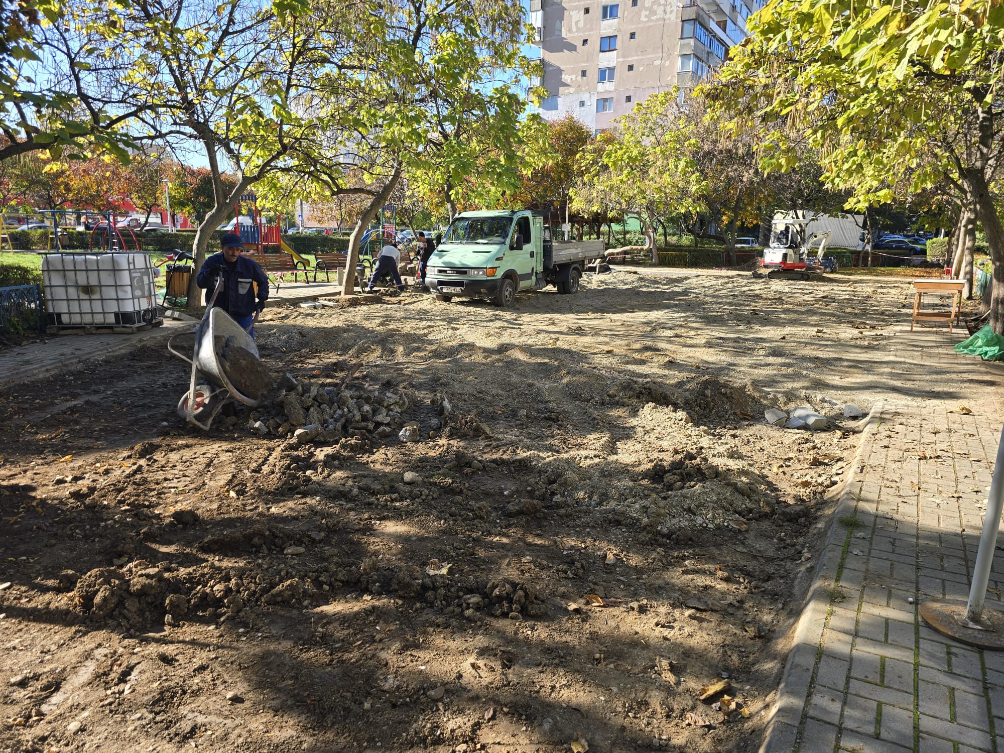 Primarul Poliţeanu anunţă stadiul proiectelor de investiţii din Ploieşti Primarul Poliţeanu anunţă stadiul proiectelor de investiţii din Ploieşti