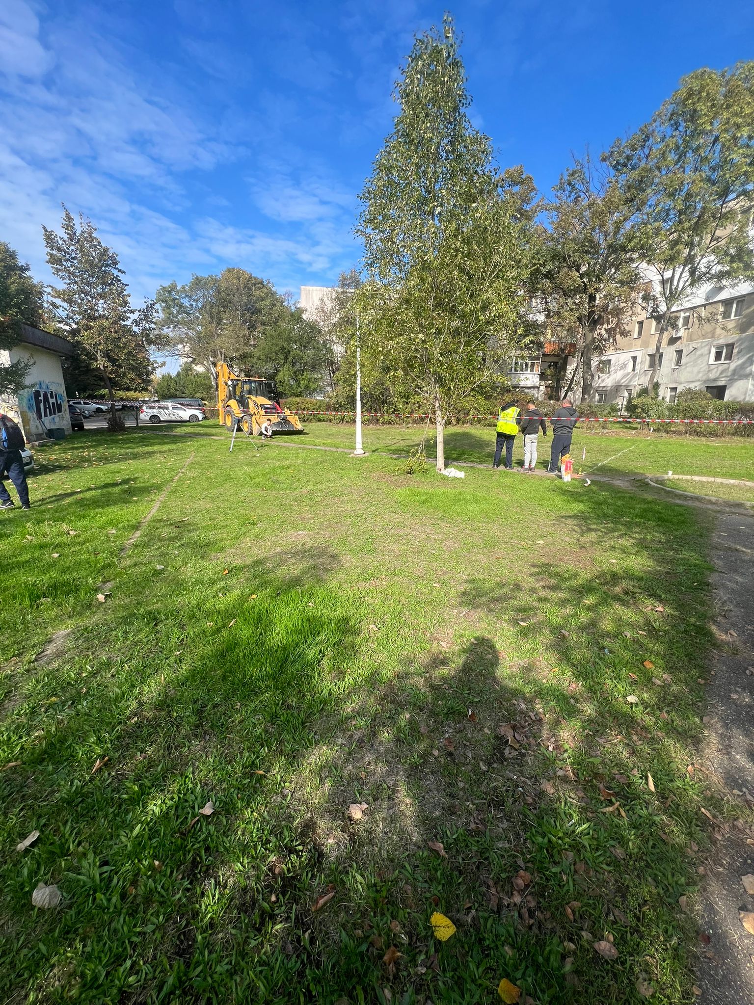 Un nou loc de joacă din Ploiești este modernizat cu sprijinul Rompetrol Un nou loc de joacă din Ploiești este modernizat cu sprijinul Rompetrol