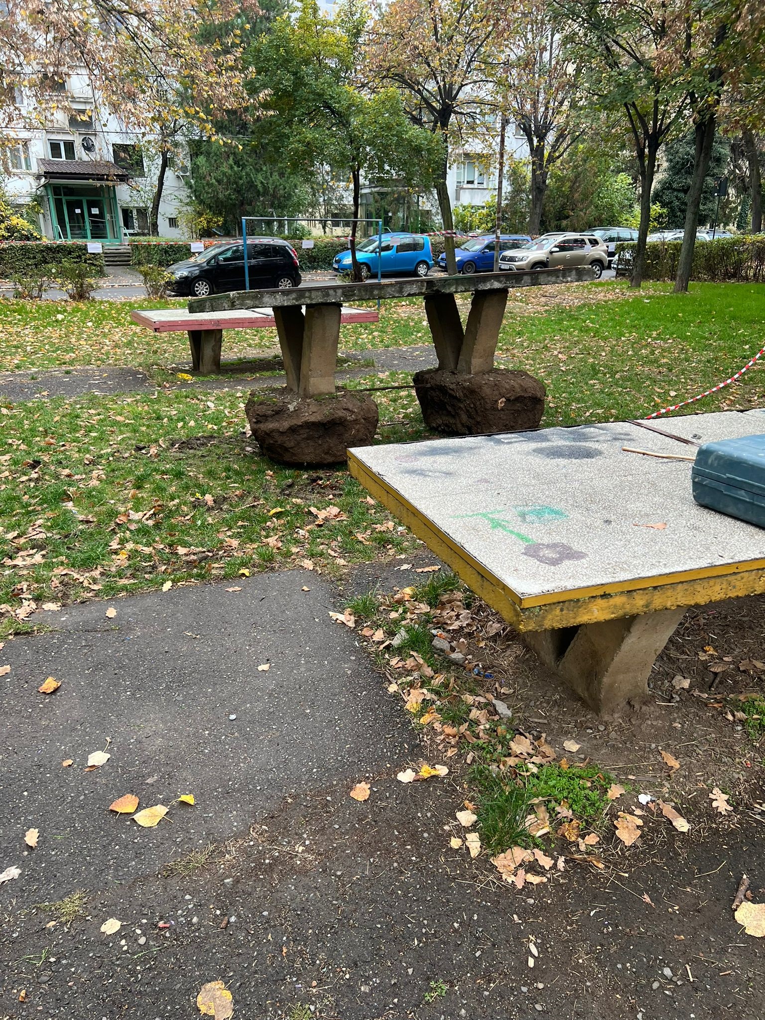 Ploieşti: Nou loc de joacă pe strada Grindului, cu sprijinul Rompetrol Ploieşti: Nou loc de joacă pe strada Grindului, cu sprijinul Rompetrol