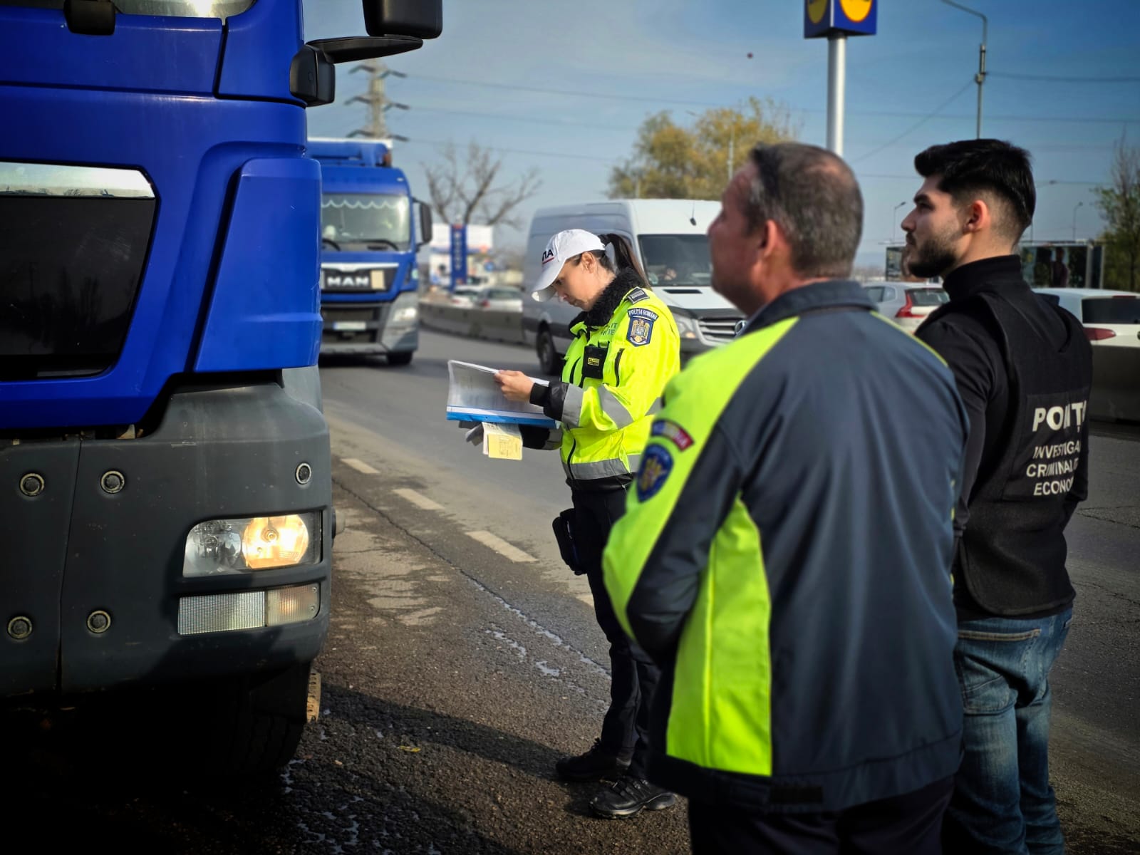 Rezultatele acțiunilor desfășurate de polițiștii prahoveni în cadrul acțiunii TRUCK & BUS