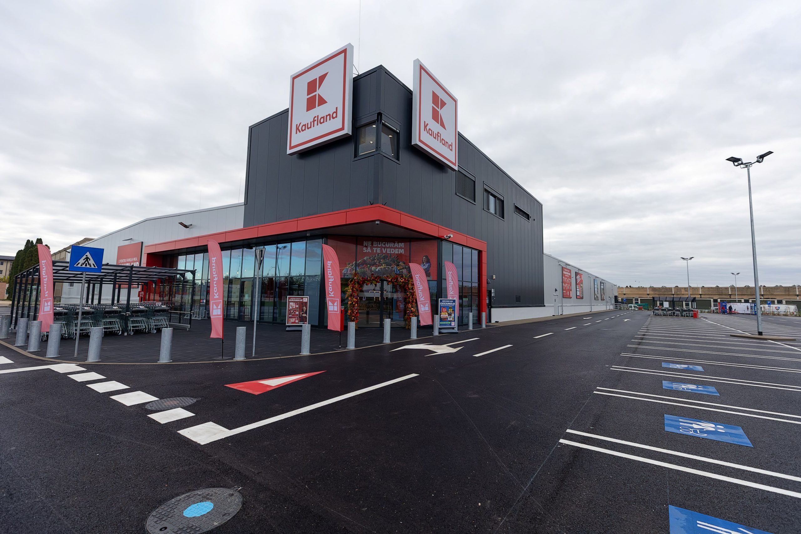 Kaufland inaugurează un magazin în Mizil Kaufland inaugurează un magazin în Mizil